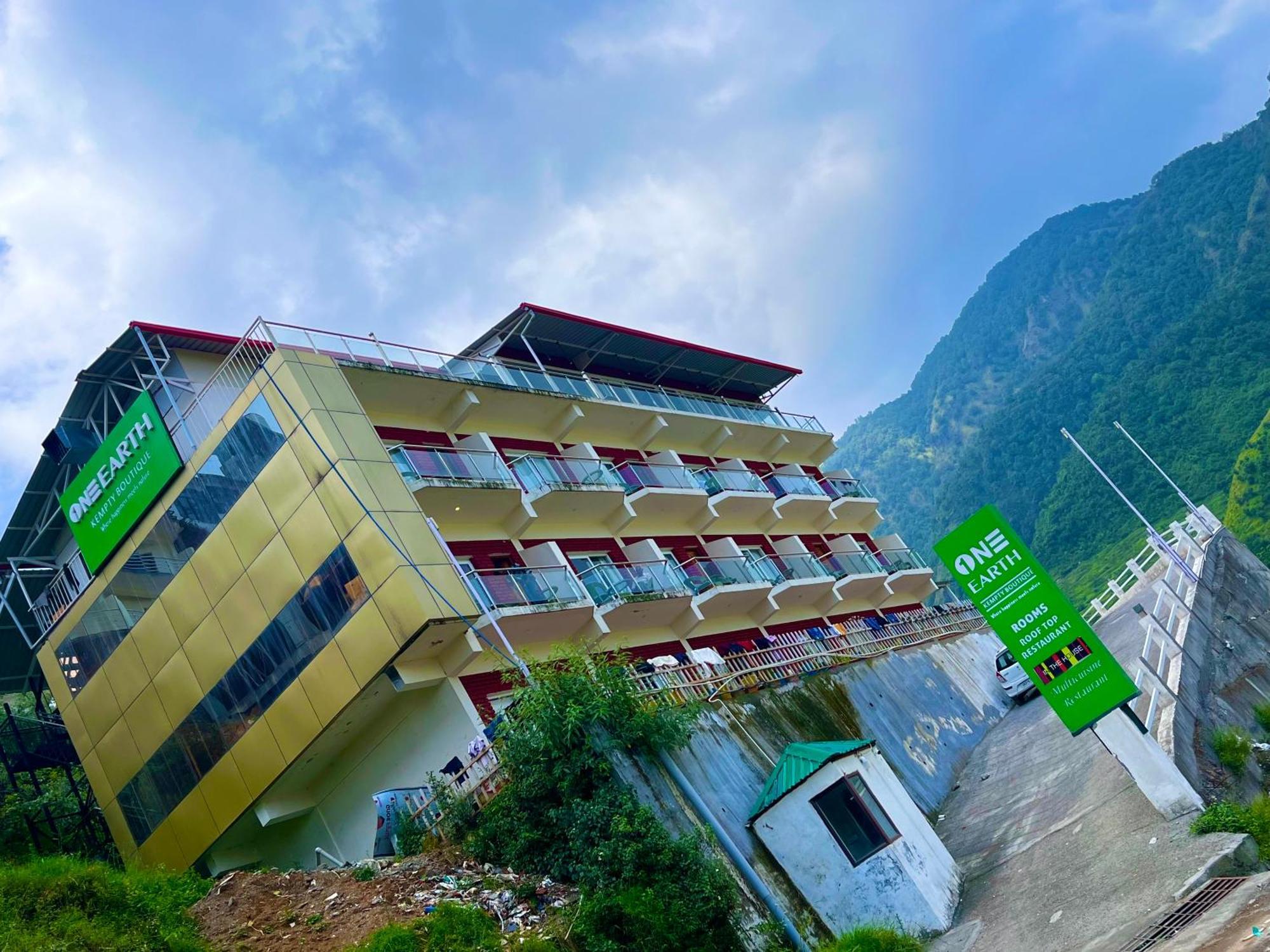 The Kempty Osasis - A Boutique Resort With Scenic Mountain View In Mussoorie Exteriör bild